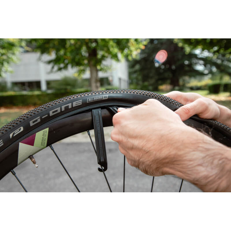 Zefal Universal+ Repair Kit - Inner Tube Patches + Tire Spoons