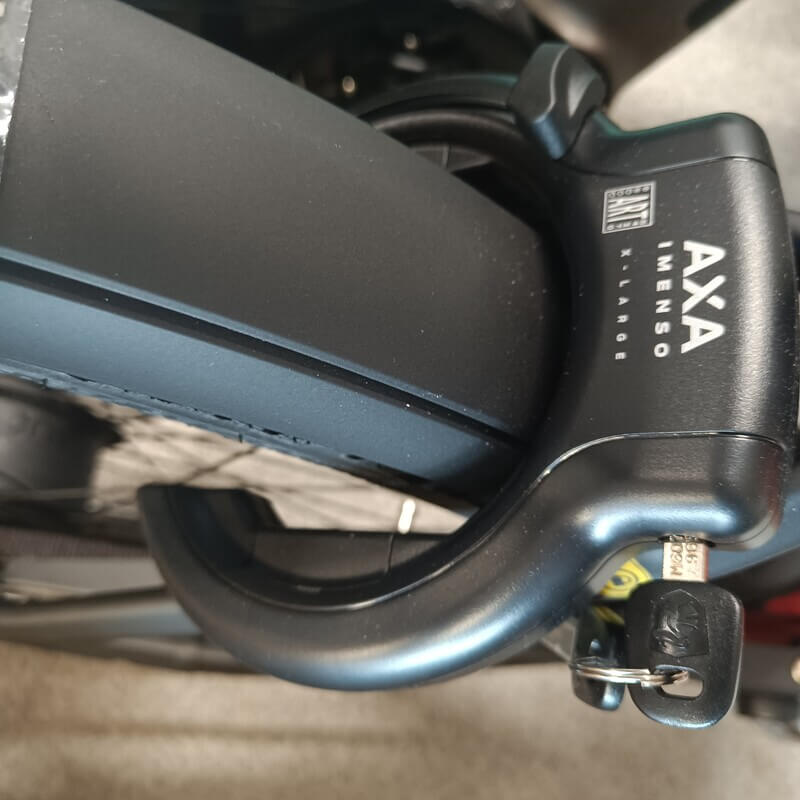 Gazelle Eclipse C380 blokada koła AXA Imenso